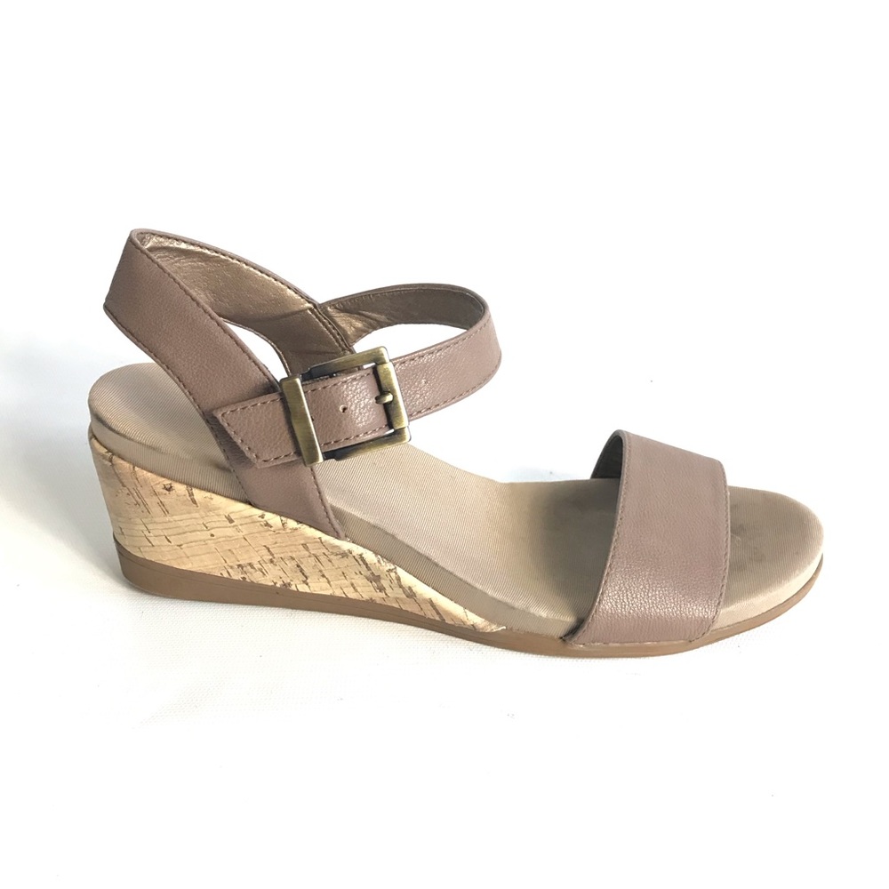 Life Stride Velocity Memory foam sandals sz 8.5 M